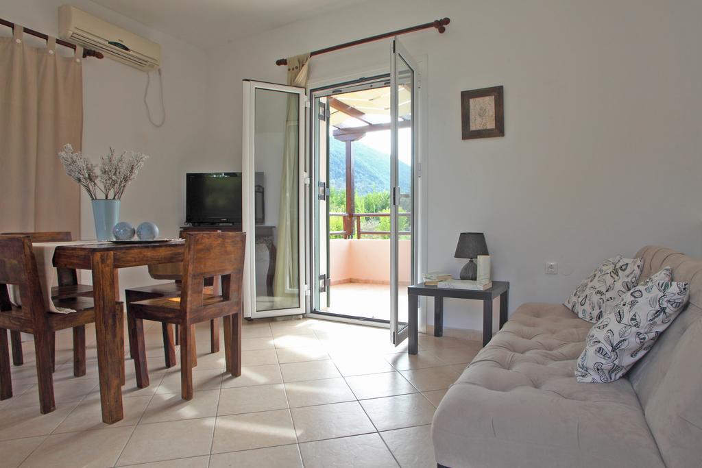 Echinades Resort Vassiliki Esterno foto